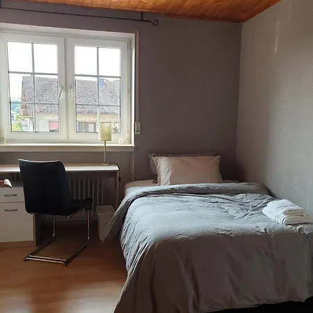 Konukevi The Gantry Drees